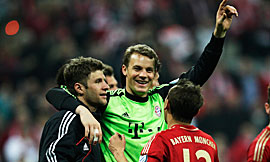 边后卫直塞 边后卫直塞